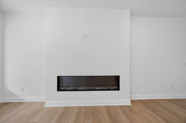 845 S Black Sands Avenue, Nixa, MO 65714