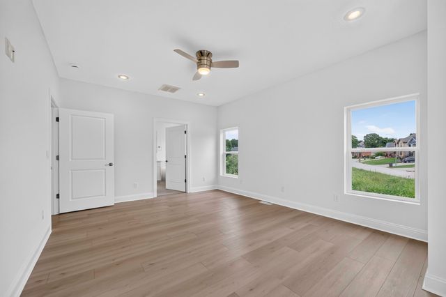 845 S Black Sands Avenue, Nixa, MO 65714