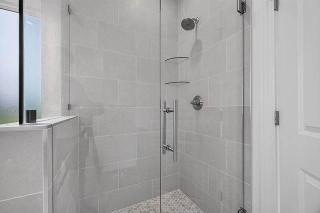845 S Black Sands Avenue, Nixa, MO 65714