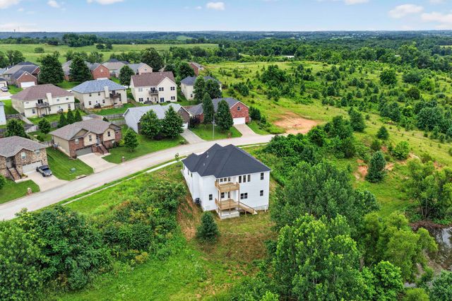 845 S Black Sands Avenue, Nixa, MO 65714