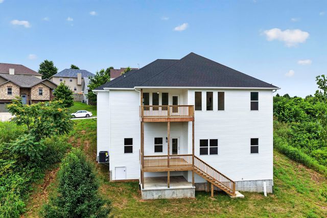 845 S Black Sands Avenue, Nixa, MO 65714