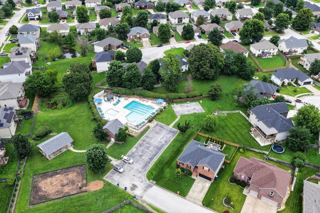 845 S Black Sands Avenue, Nixa, MO 65714