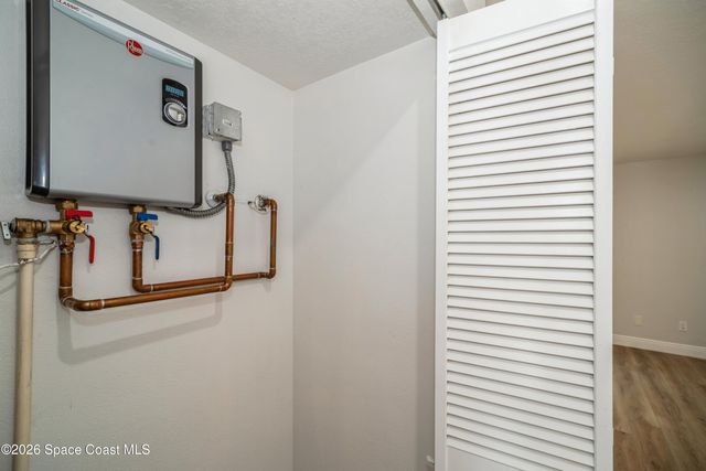 2018 Manor Drive NE, Palm Bay, FL 32905