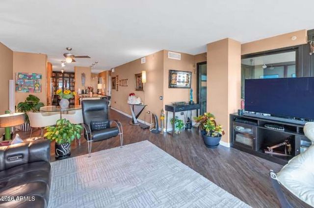 4808 N 24TH Street 803, Phoenix, AZ 85016