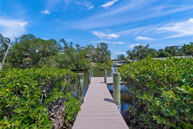 111 41ST STREET NE, Bradenton, FL 34208