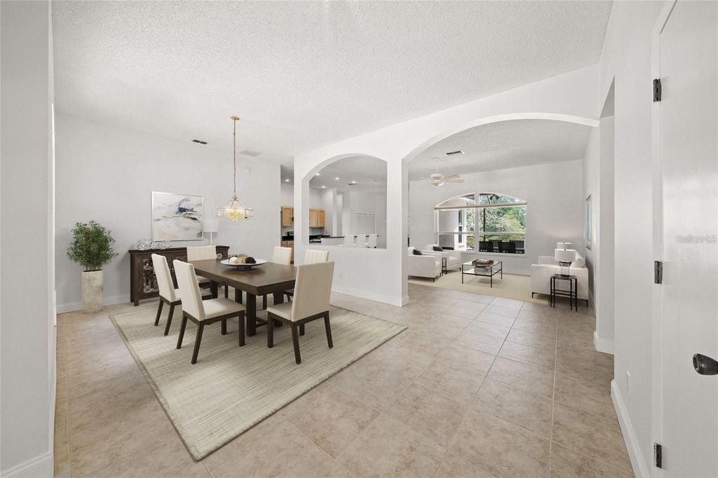 Image 18 of property listing at 111 41ST STREET NE, Bradenton, FL 34208