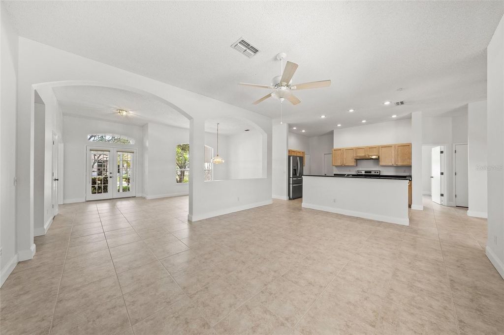 Image 20 of property listing at 111 41ST STREET NE, Bradenton, FL 34208