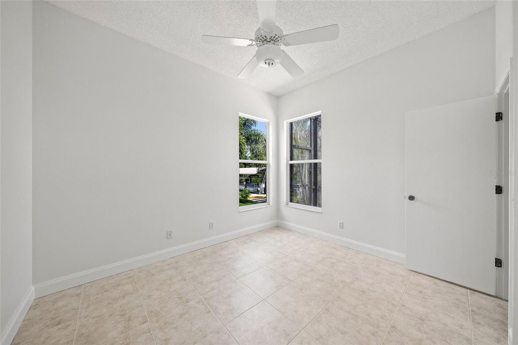 Image 30 of property listing at 111 41ST STREET NE, Bradenton, FL 34208