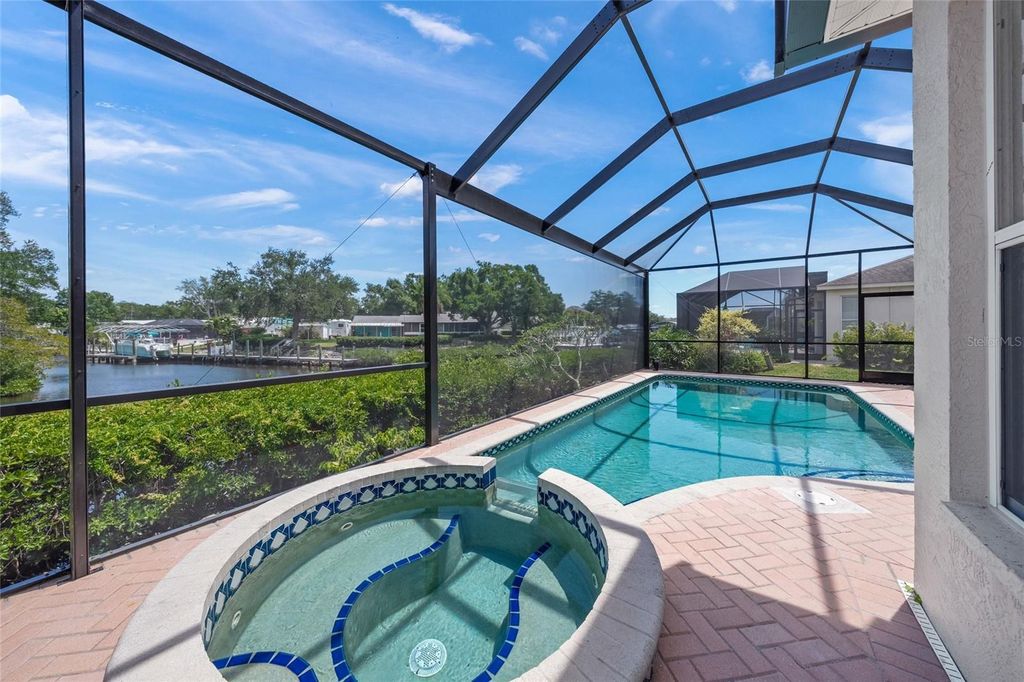 Image 4 of property listing at 111 41ST STREET NE, Bradenton, FL 34208