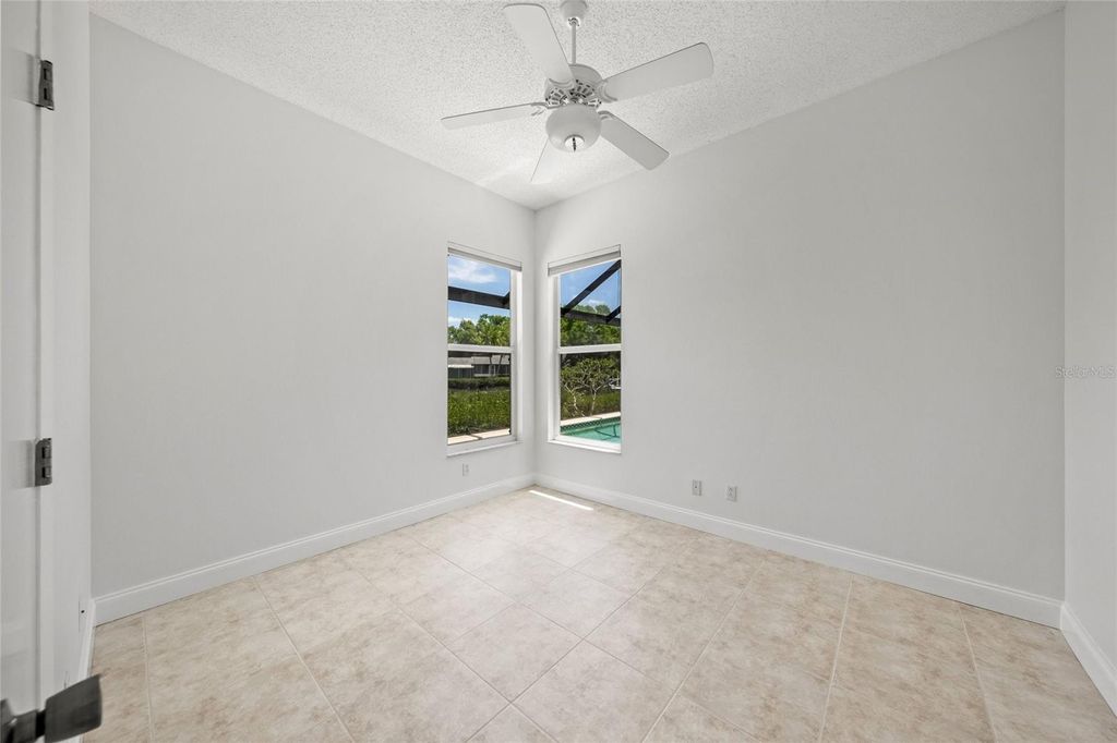 Image 32 of property listing at 111 41ST STREET NE, Bradenton, FL 34208
