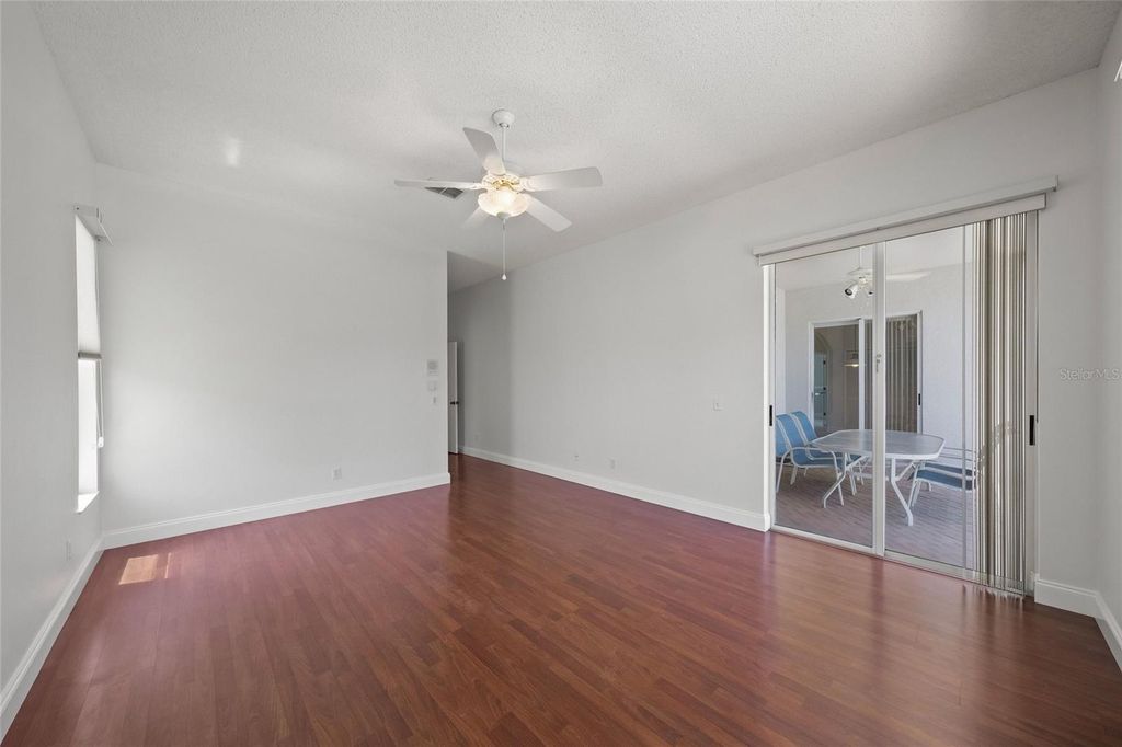Image 38 of property listing at 111 41ST STREET NE, Bradenton, FL 34208