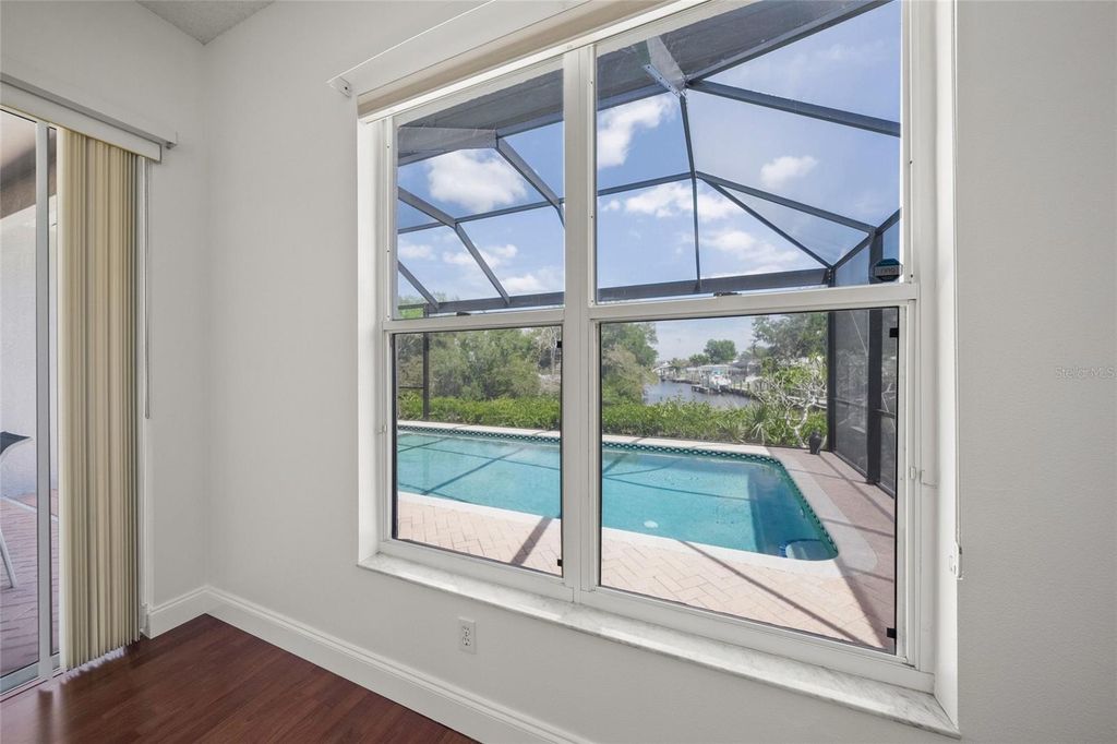 Image 40 of property listing at 111 41ST STREET NE, Bradenton, FL 34208