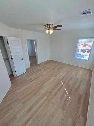 6718 Canal Street, Houston, TX 77011