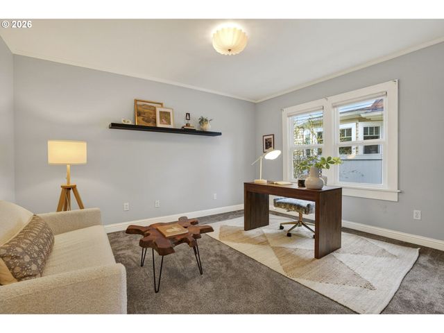 4523 Ne ALAMEDA St, Portland, OR 97213