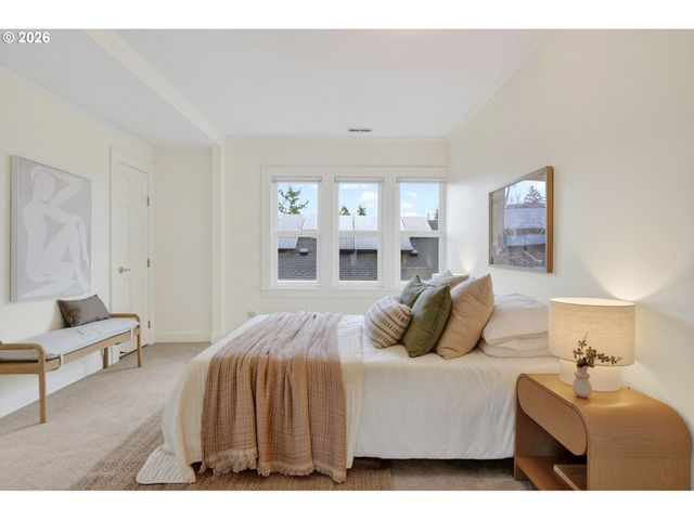 4523 Ne ALAMEDA St, Portland, OR 97213