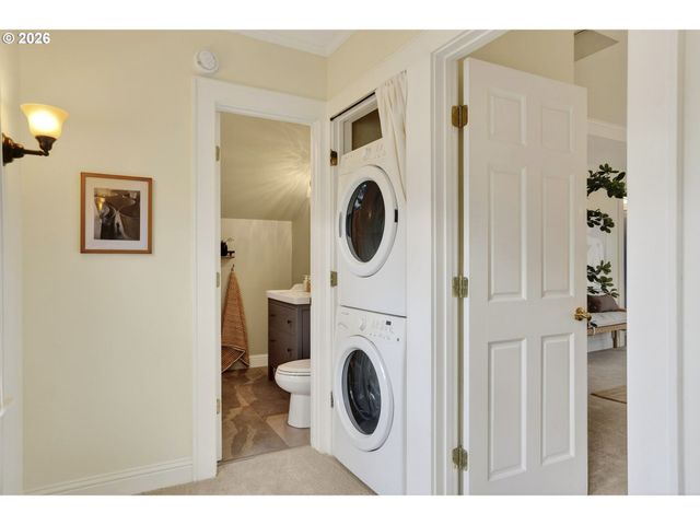 4523 Ne ALAMEDA St, Portland, OR 97213