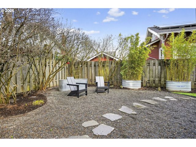 4523 Ne ALAMEDA St, Portland, OR 97213