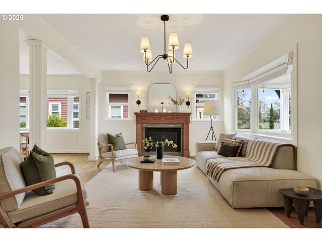 4523 Ne ALAMEDA St, Portland, OR 97213