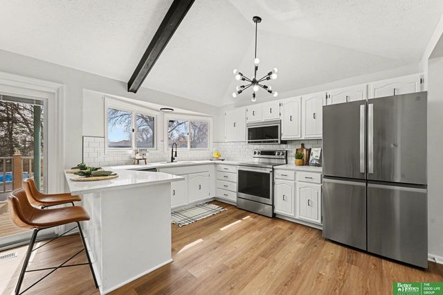 13711 Edna Street, La Vista, NE 68138