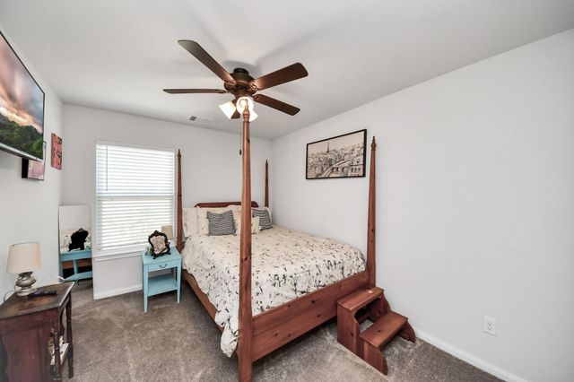 15291 Arrowhead Loop W, Willis, TX 77378