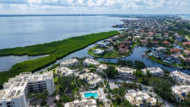 1922 HARBOURSIDE DRIVE 1104, Longboat Key, FL 34228