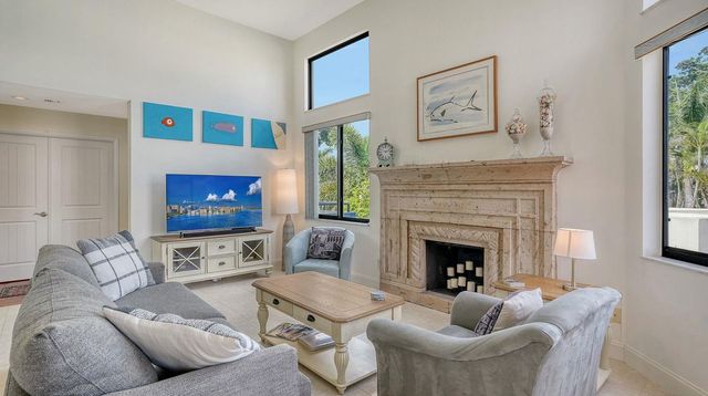 1922 HARBOURSIDE DRIVE 1104, Longboat Key, FL 34228