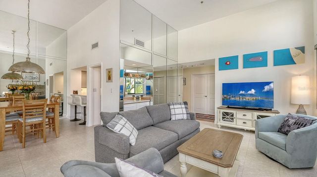 1922 HARBOURSIDE DRIVE 1104, Longboat Key, FL 34228