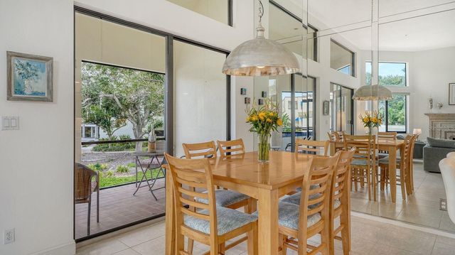 1922 HARBOURSIDE DRIVE 1104, Longboat Key, FL 34228