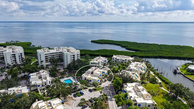 1922 HARBOURSIDE DRIVE 1104, Longboat Key, FL 34228