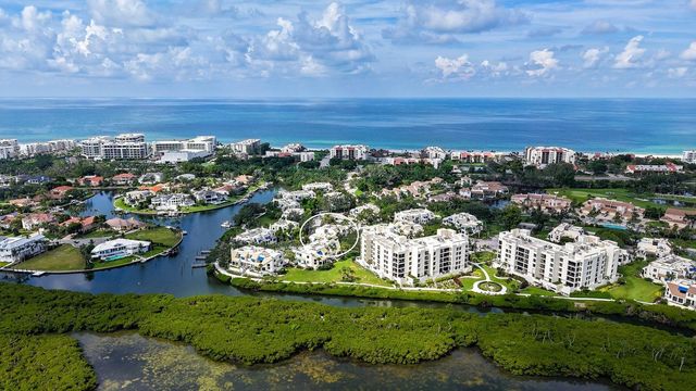 1922 HARBOURSIDE DRIVE 1104, Longboat Key, FL 34228