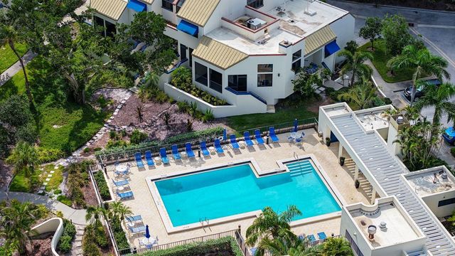 1922 HARBOURSIDE DRIVE 1104, Longboat Key, FL 34228