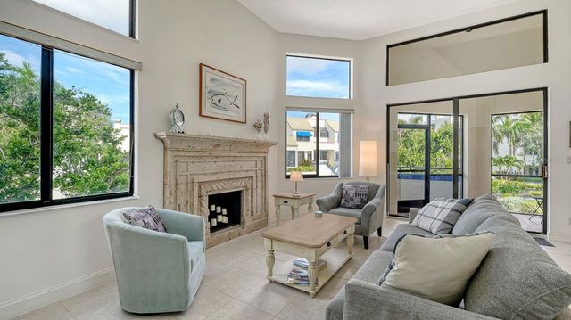 1922 HARBOURSIDE DRIVE 1104, Longboat Key, FL 34228