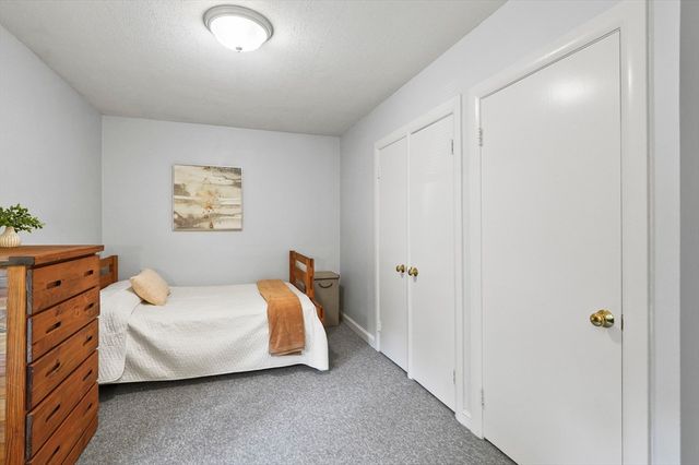 6 Folly Ln, Westborough, MA 01581