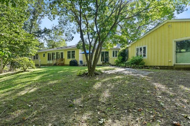 6 Folly Ln, Westborough, MA 01581