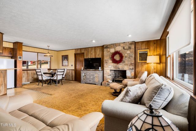 180 Huntland Road, Jonesborough, TN 37659