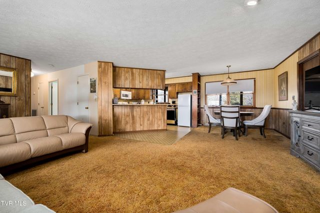 180 Huntland Road, Jonesborough, TN 37659