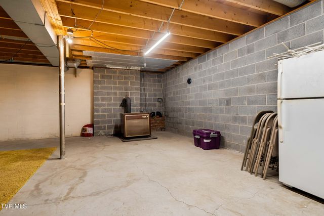 180 Huntland Road, Jonesborough, TN 37659