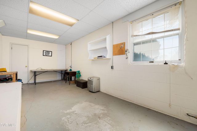 180 Huntland Road, Jonesborough, TN 37659