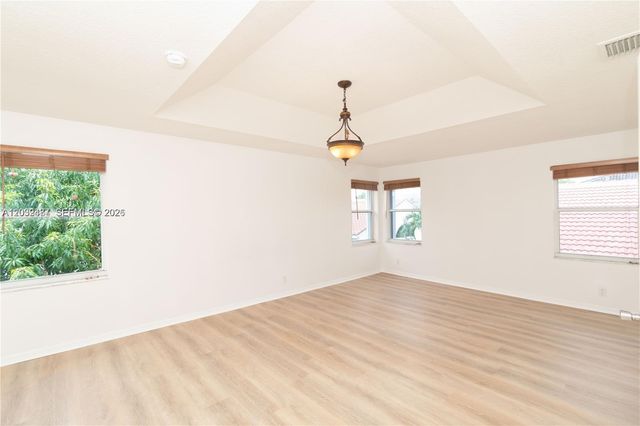 16236 NW 18th St, Pembroke Pines, FL 33028
