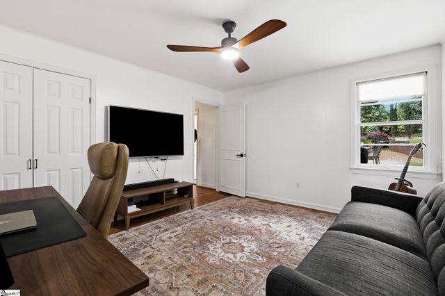 211 Grace Avenue, Easley, SC 29640