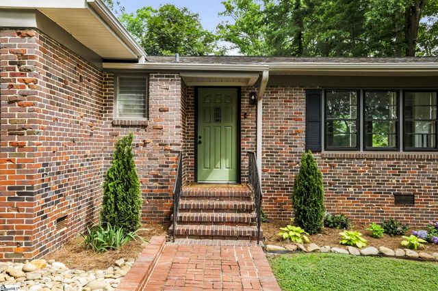 211 Grace Avenue, Easley, SC 29640