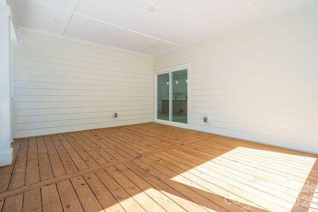 423 S Pinchback Avenue, Bessemer City, NC 28016