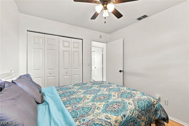 302 NW 5th TER, Cape Coral, FL 33993