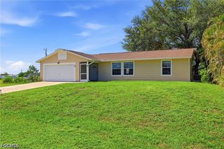 302 NW 5th TER, Cape Coral, FL 33993