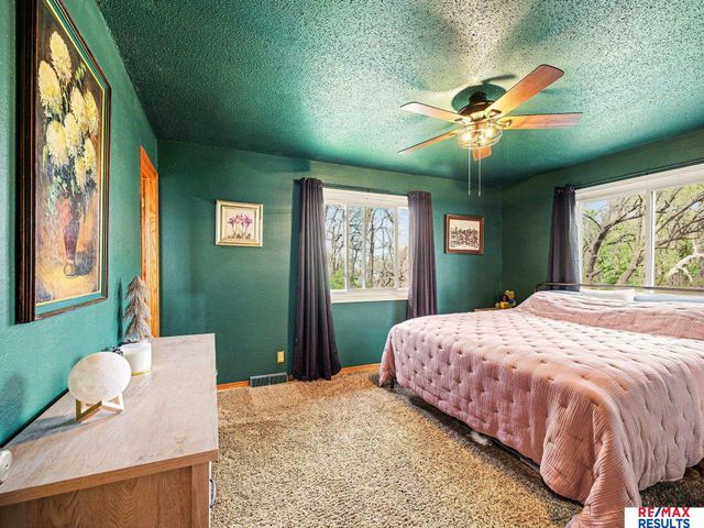 212 Merwood Street, Bellevue, NE 68005