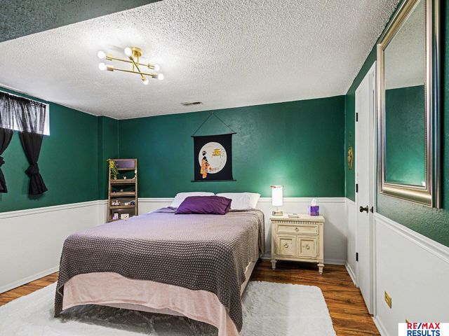 212 Merwood Street, Bellevue, NE 68005