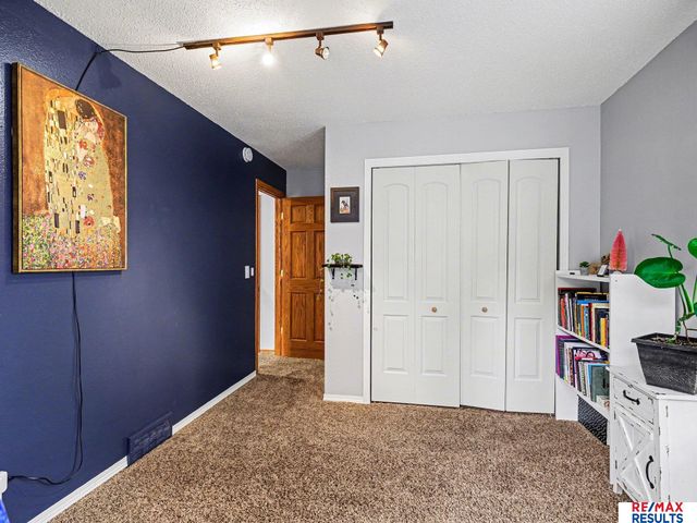 212 Merwood Street, Bellevue, NE 68005