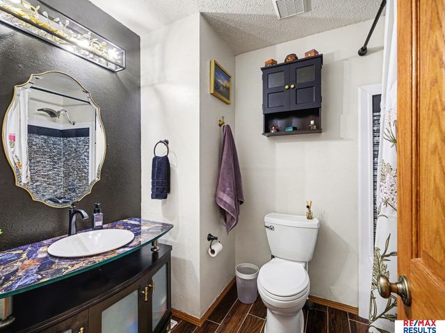 212 Merwood Street, Bellevue, NE 68005