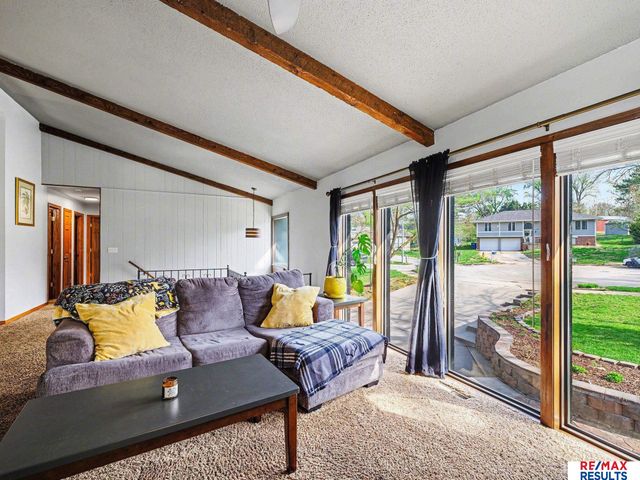 212 Merwood Street, Bellevue, NE 68005