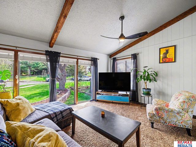 212 Merwood Street, Bellevue, NE 68005